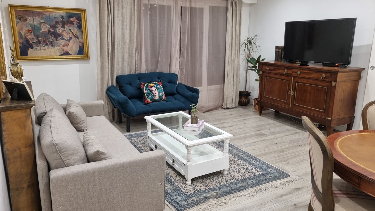 Photo of Livingroom in Sevres