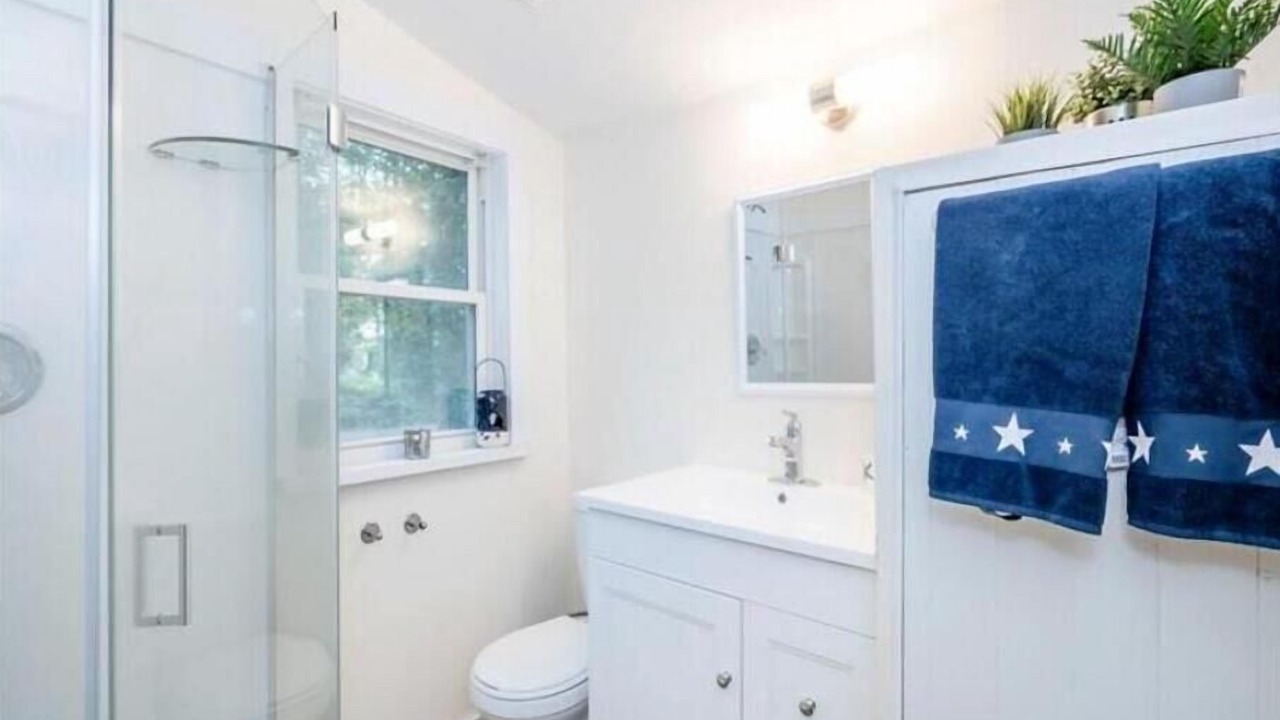 Photo of Bathroom in Balm Beach