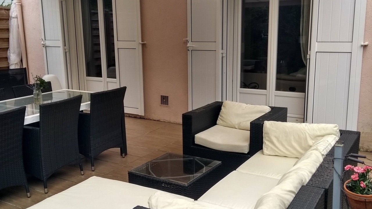 Photo of Patio Balcony in Plateau - Mont-Valerien