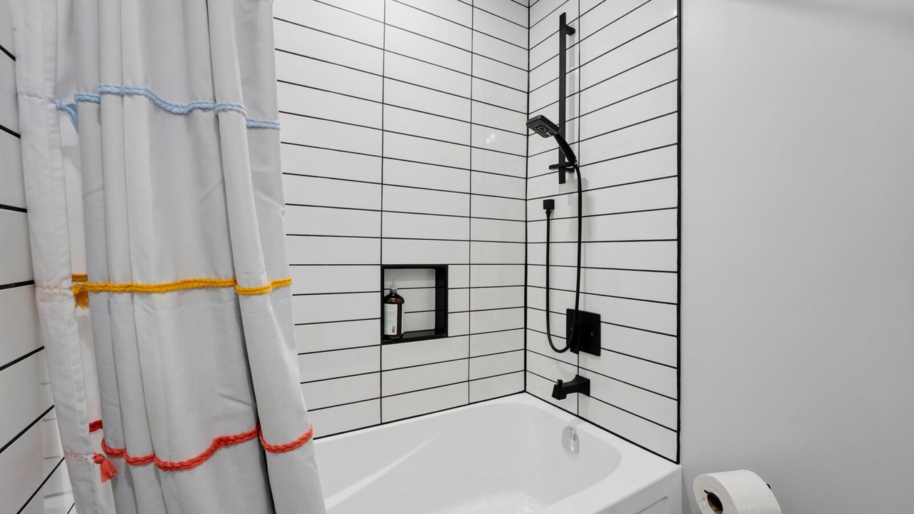 Photo of Bathroom in Auden Park