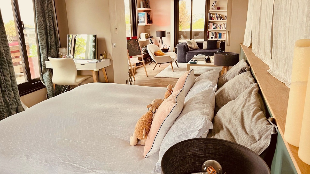 Photo of Bedroom in Suresnes