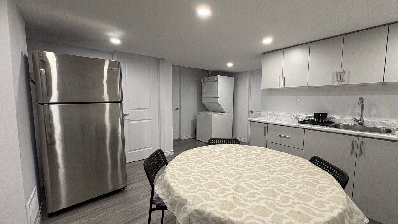 Photo of Kitchen in Thorold