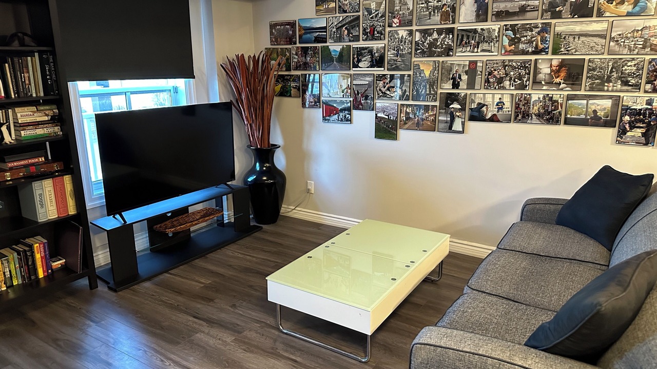 Photo of Livingroom in Markham