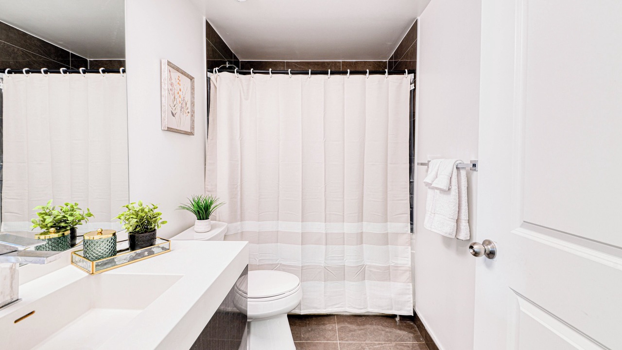 Photo of Bathroom in Garden District