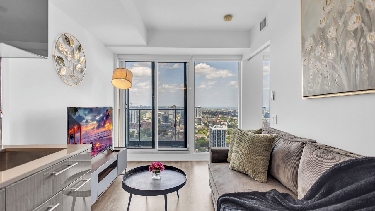 Photo of Livingroom in Garden District