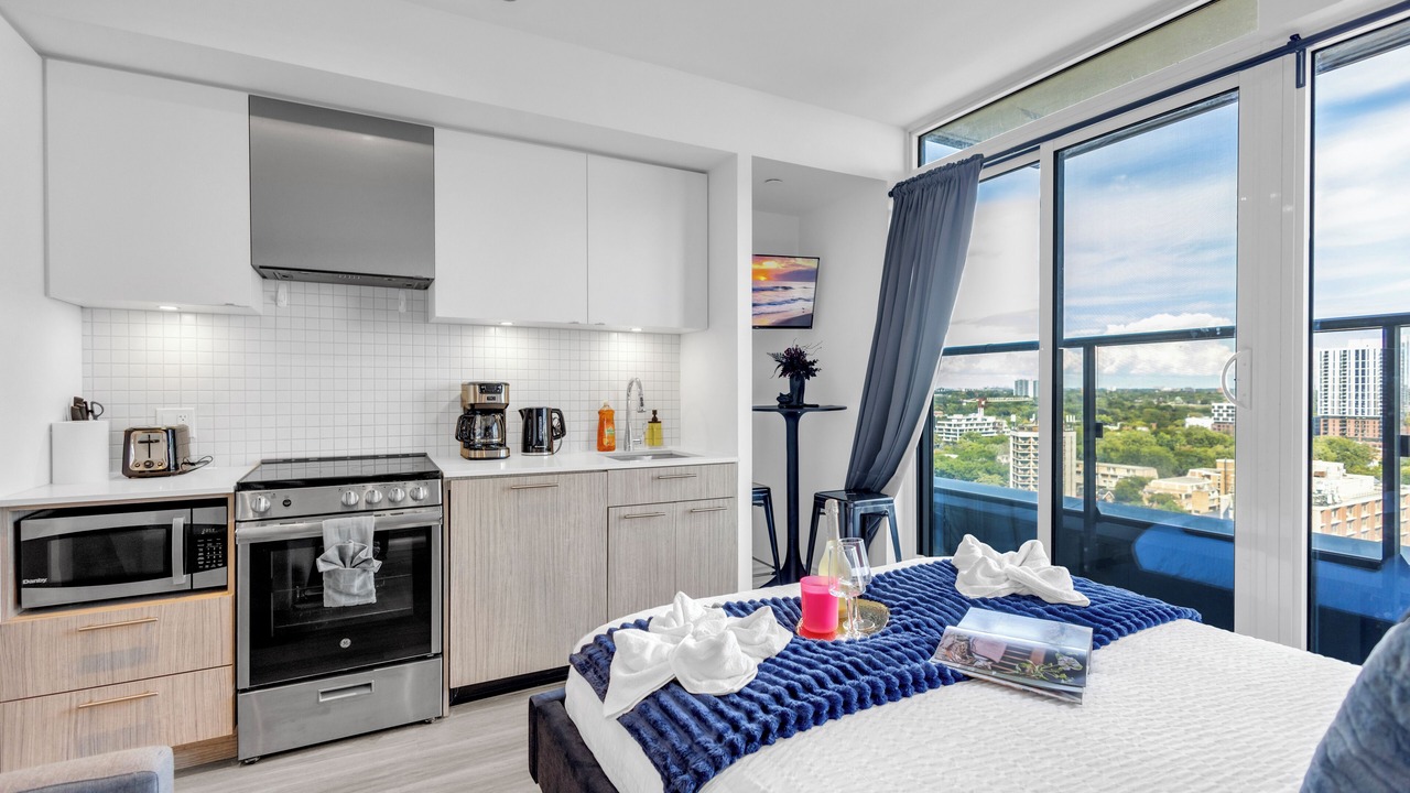 Photo of Livingroom in Garden District
