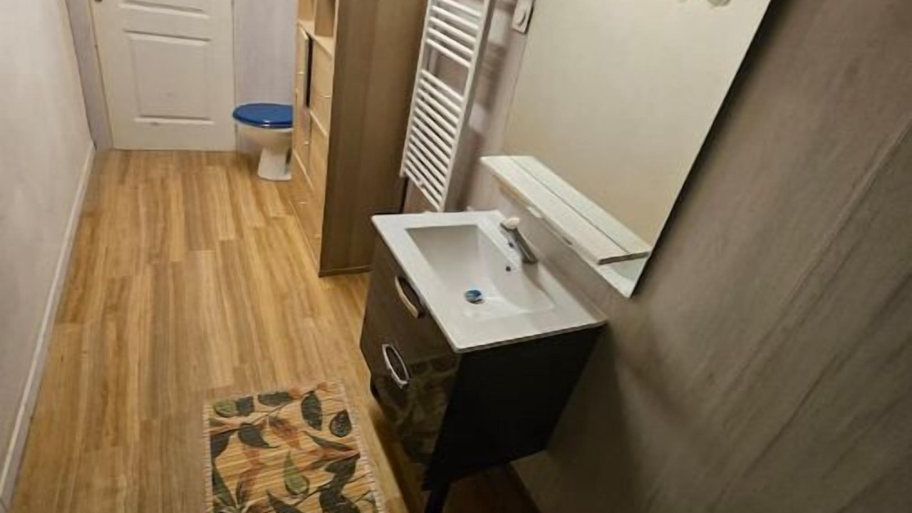 Photo of Bathroom in Noisy-le-Grand