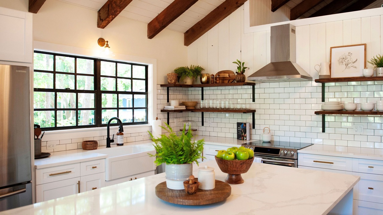 Photo of Kitchen in Lake Magdalene