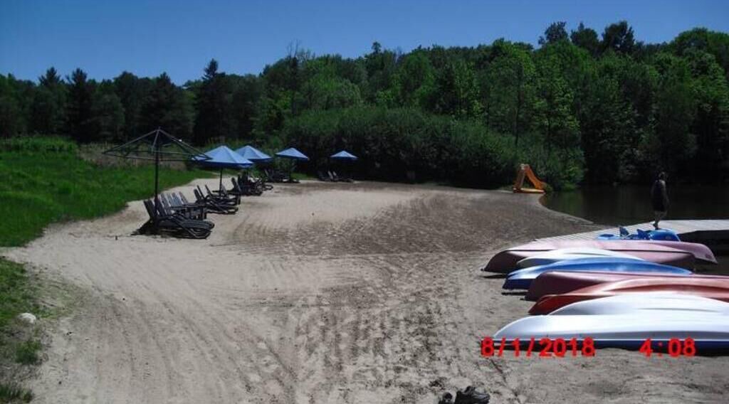 Photo of Others in Lake of Bays
