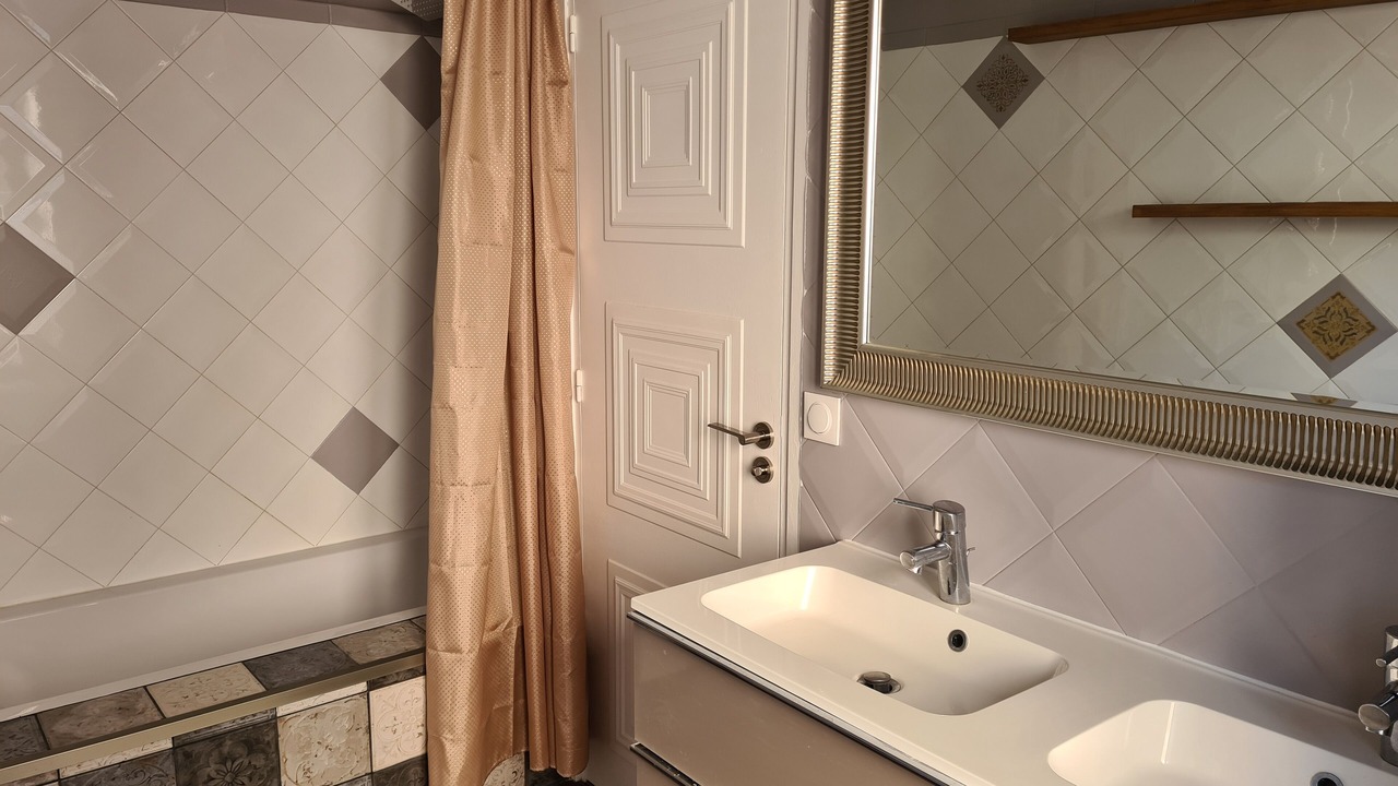 Photo of Bathroom in Thorigny-sur-Marne
