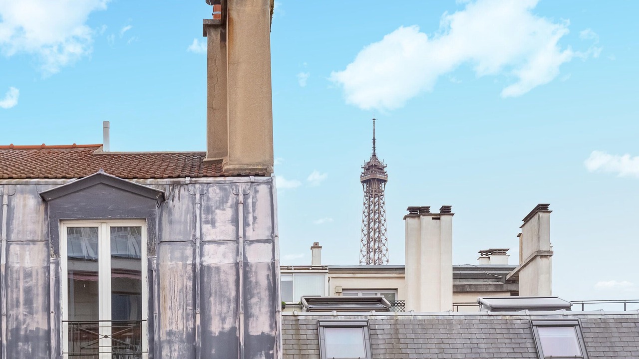 Photo of Bedroom in 7th Arrondissement