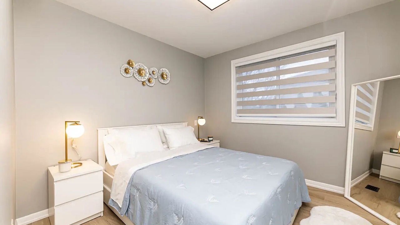 Photo of Bedroom in Lakeview