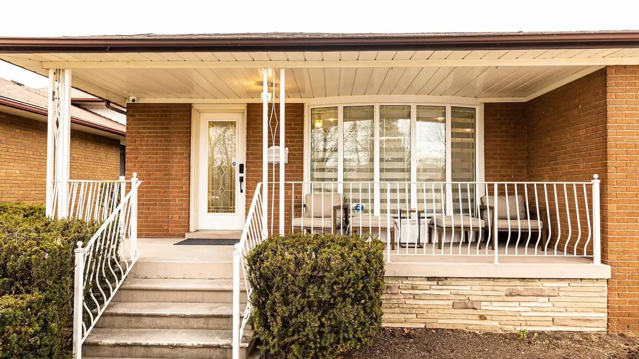 Photo of Outdoor in Lakeview