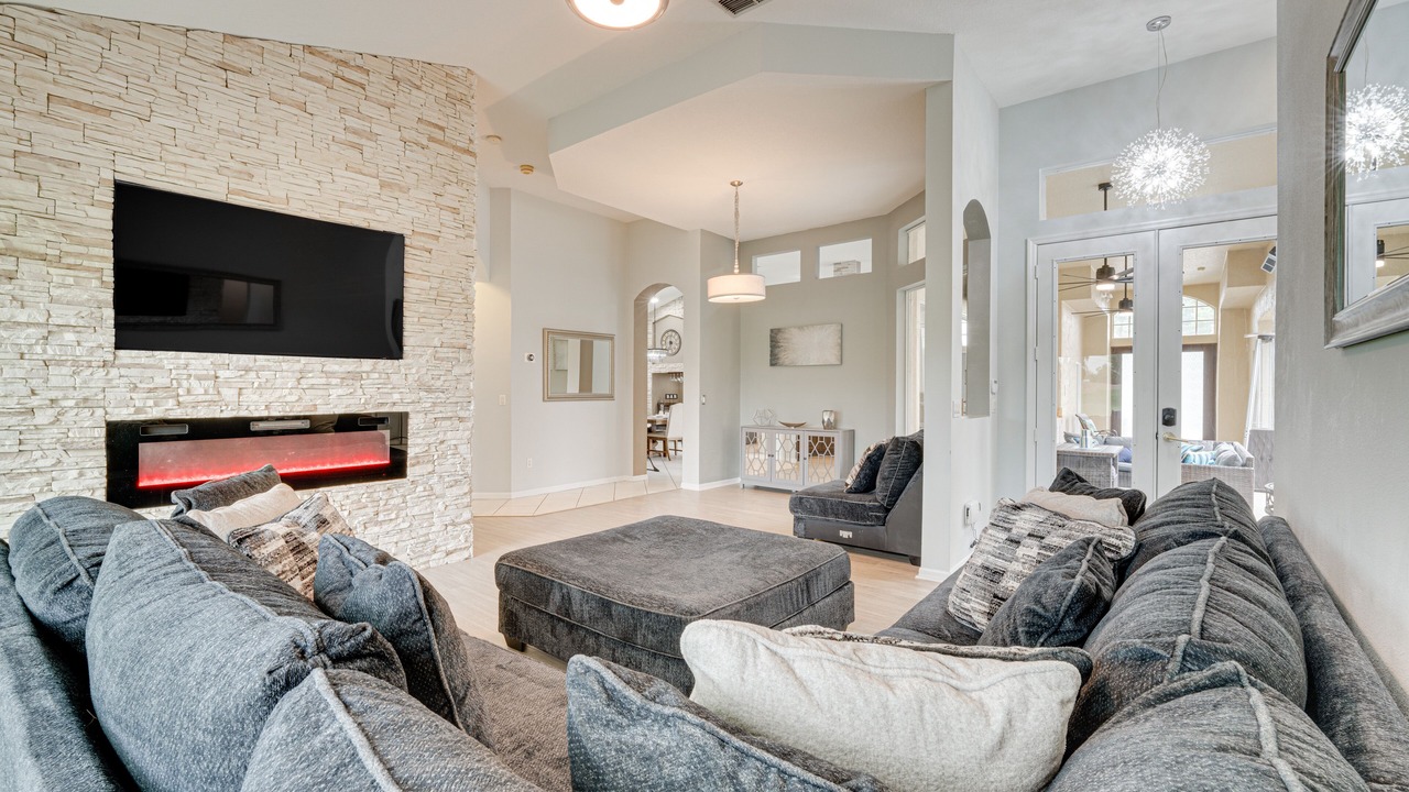 Photo of Livingroom in Haines City