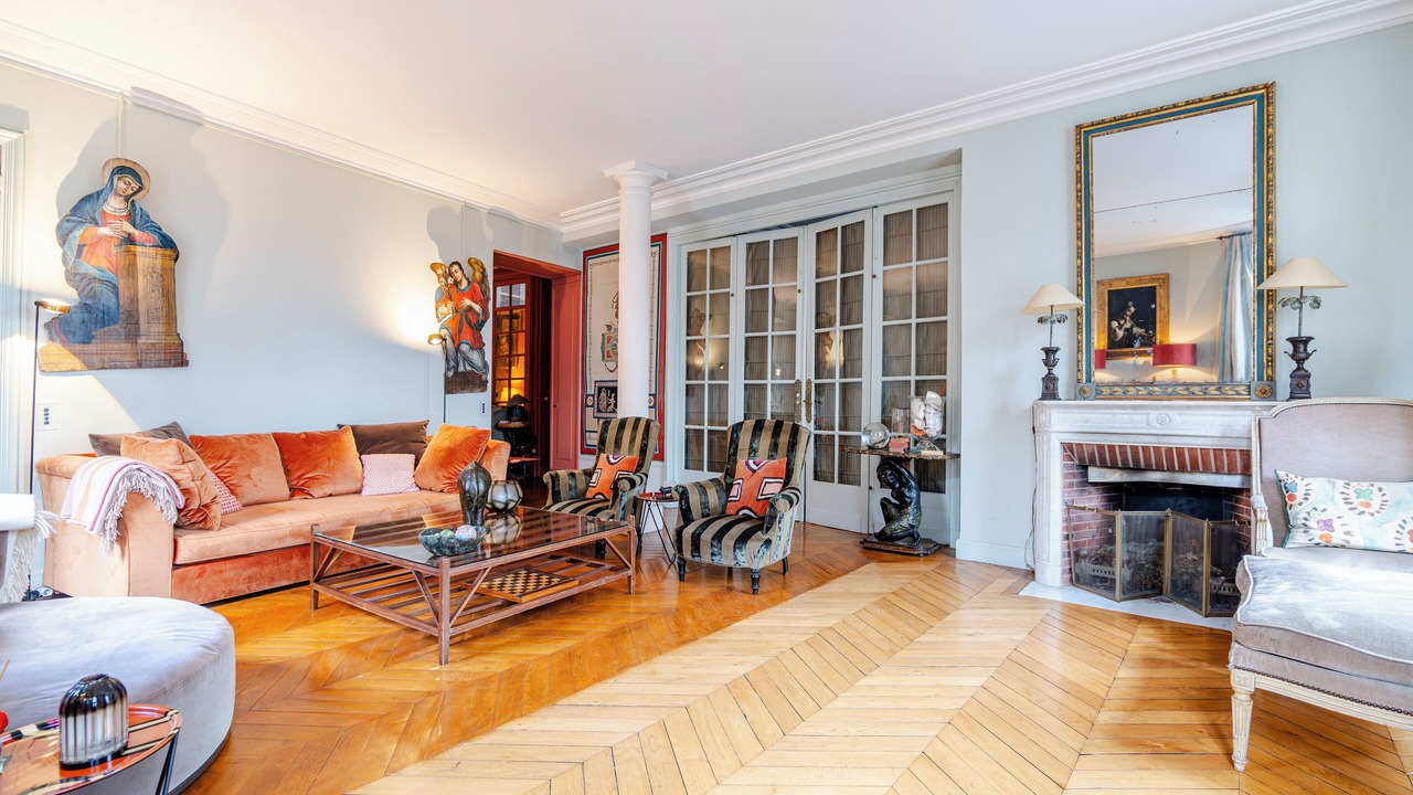 Photo of Livingroom in Notre Dame