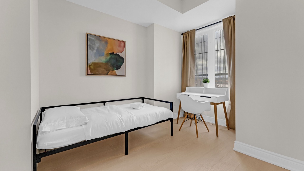 Photo of Bedroom in Oakville