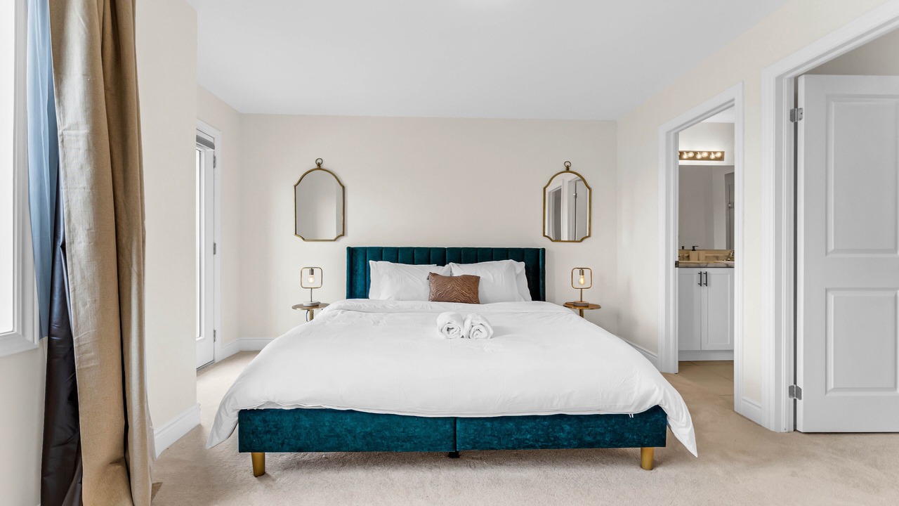 Photo of Bedroom in Oakville