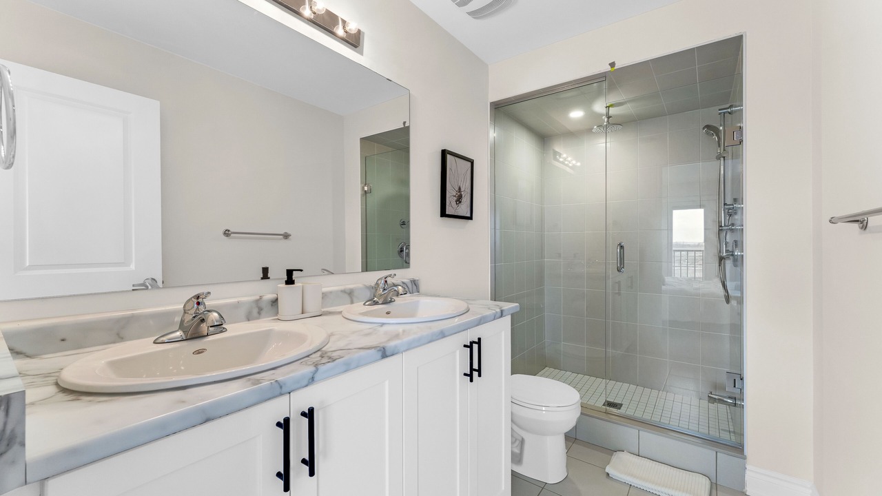 Photo of Bathroom in Oakville