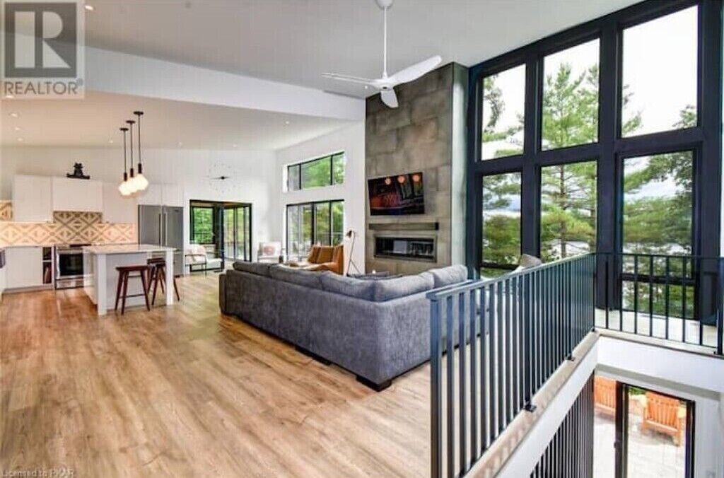 Photo of Livingroom in North Kawartha