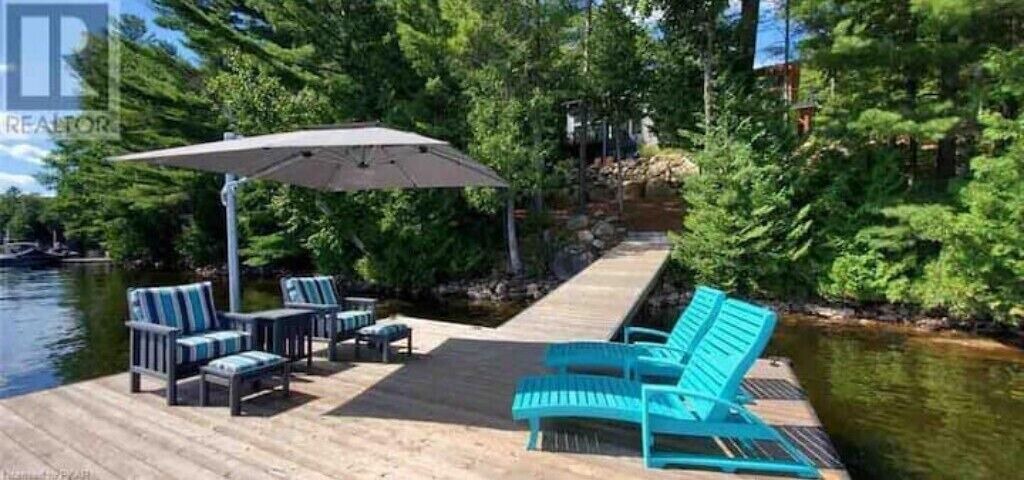 Photo of Patio Balcony in North Kawartha