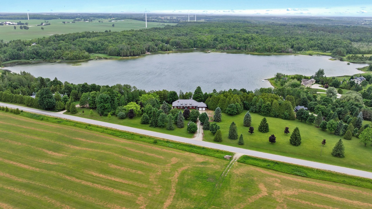 Photo of Outdoor in Grey Highlands