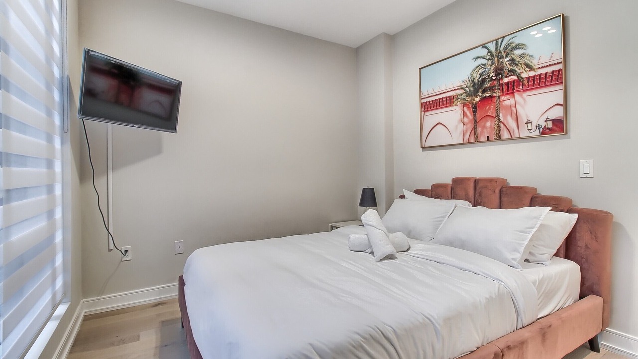 Photo of Bedroom in Bloor-Yorkville
