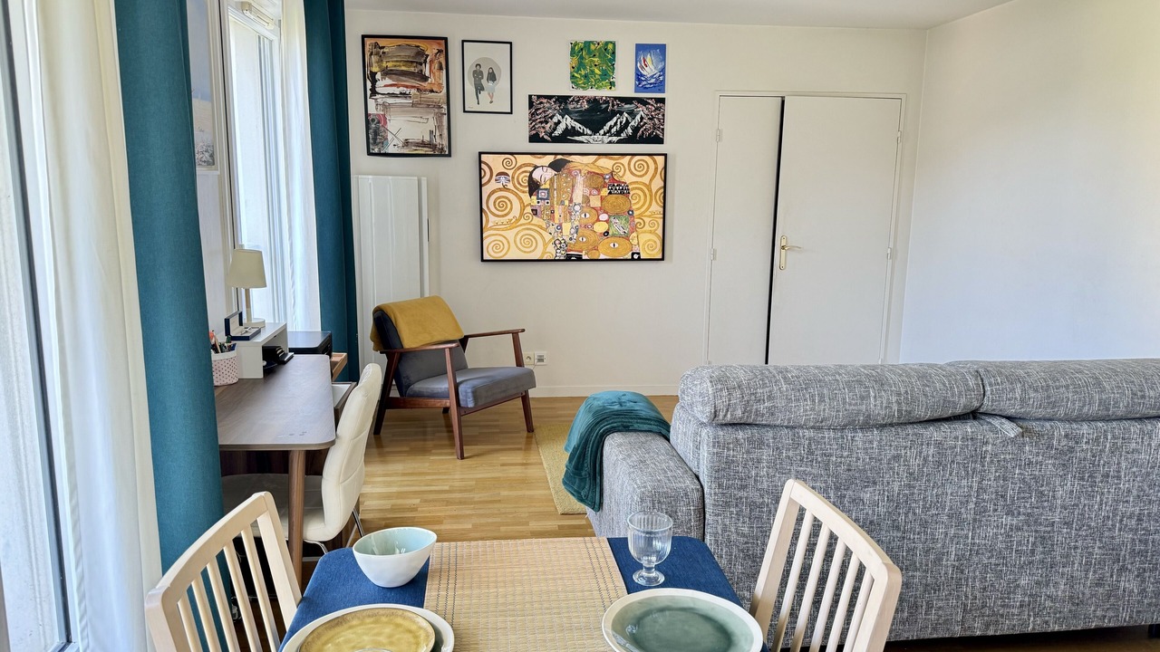 Photo of Livingroom in Rueil-Malmaison