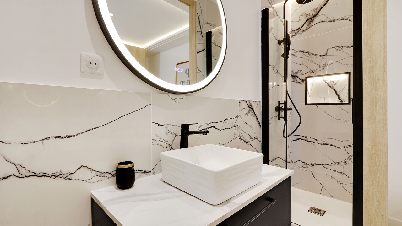Photo of Bathroom in Quartier de la Porte-Saint-Denis