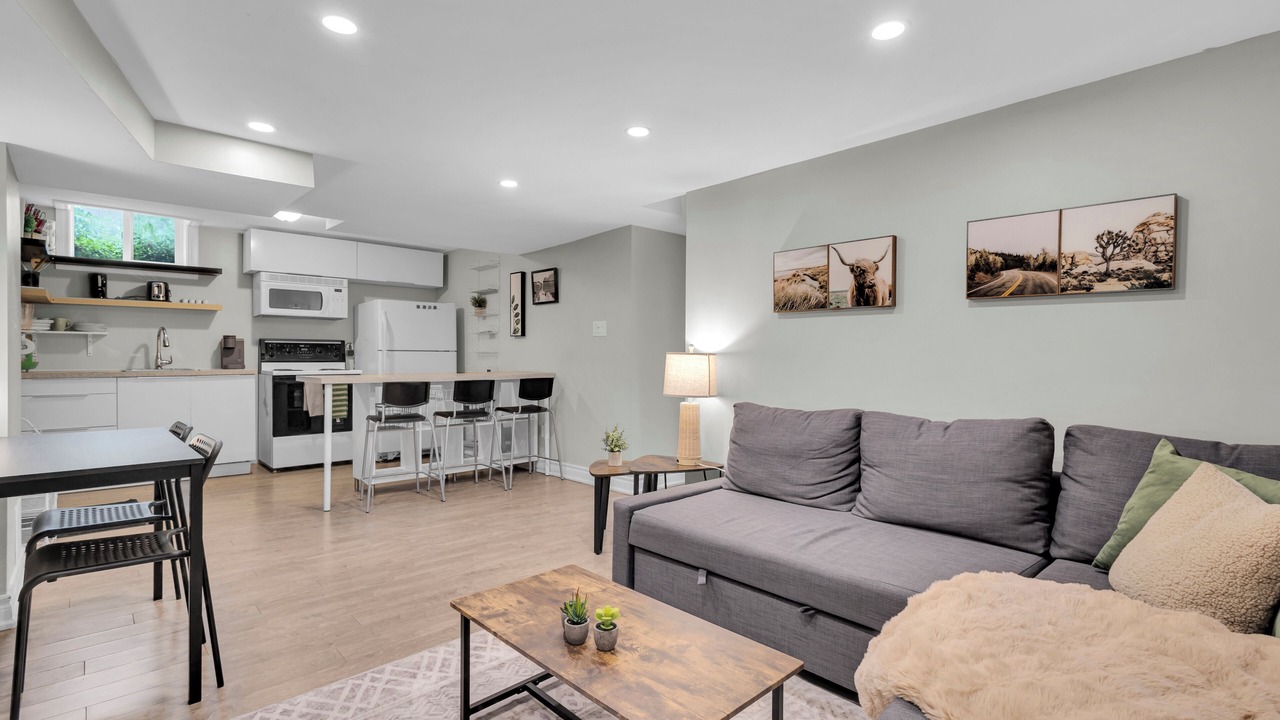 Photo of Livingroom in Lisgar