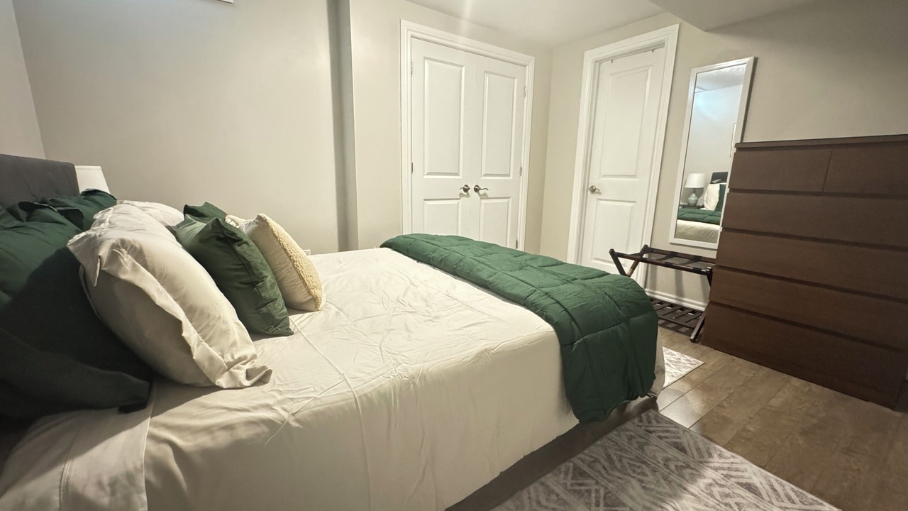 Photo of Bedroom in Lisgar