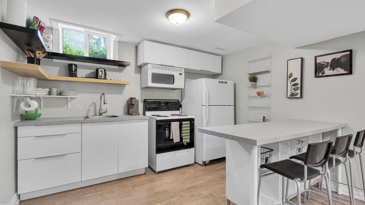 Photo of Kitchen in Lisgar
