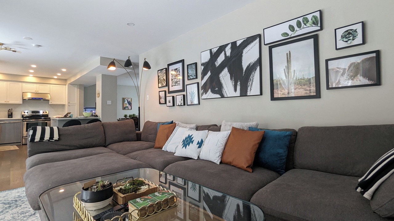 Photo of Livingroom in Lisgar