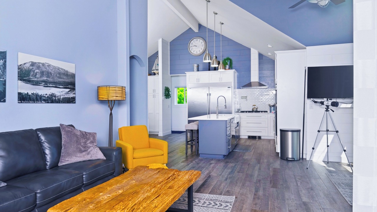 Photo of Livingroom in Bayview