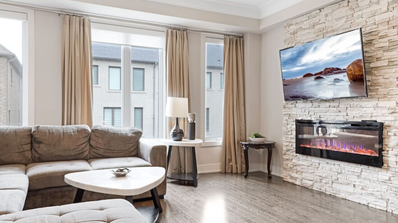 Photo of Livingroom in Lakeview