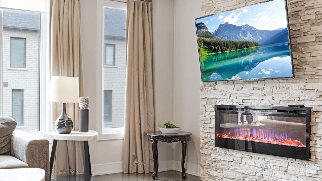 Photo of Livingroom in Lakeview