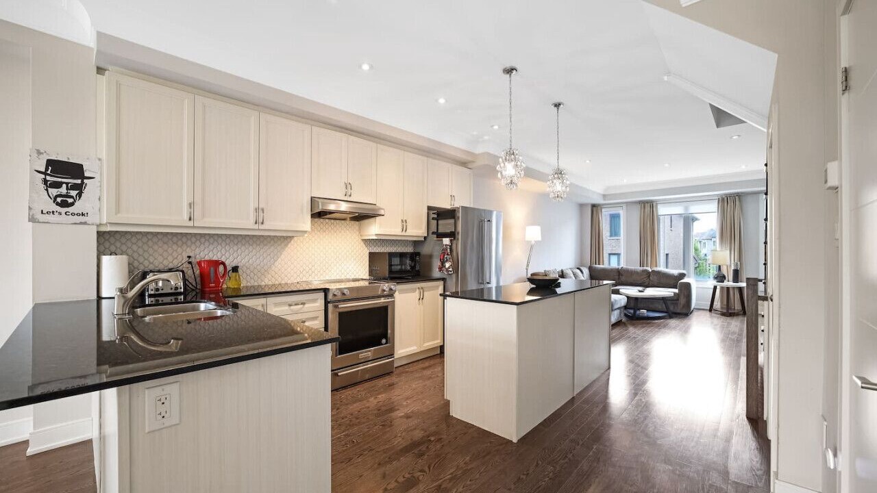 Photo of Kitchen in Lakeview