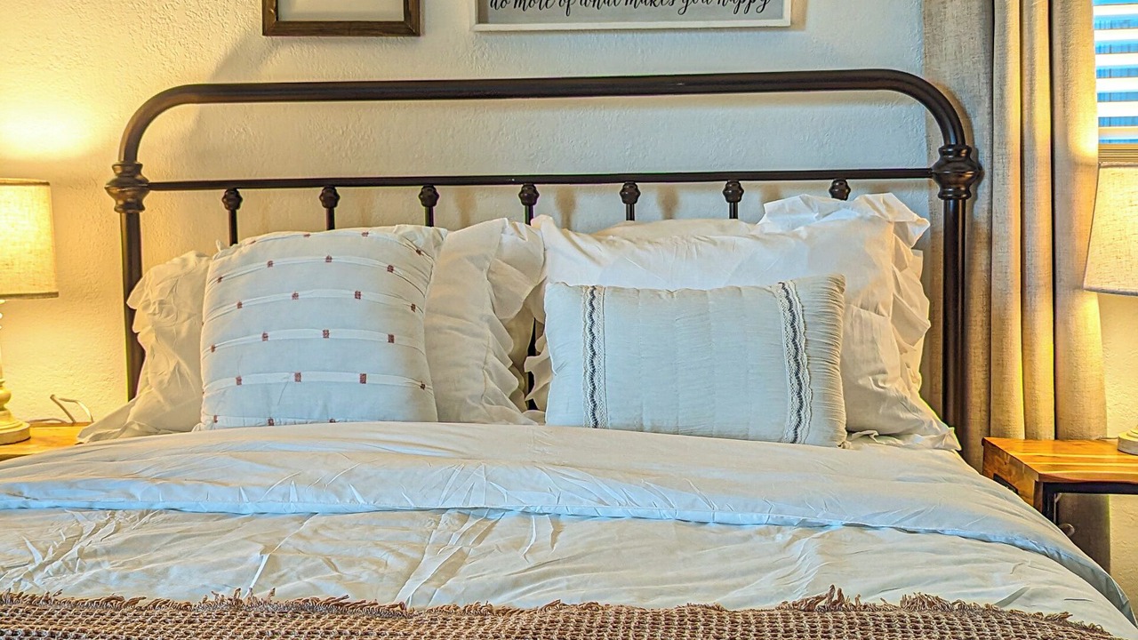 Photo of Bedroom in Riverview