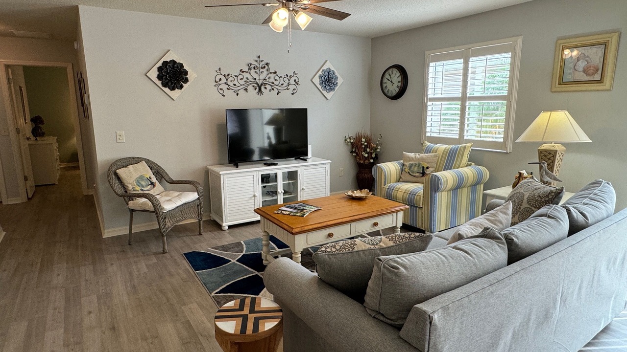 Photo of Livingroom in St. Charles