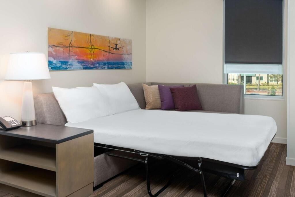 Photo of Bedroom in Airport North