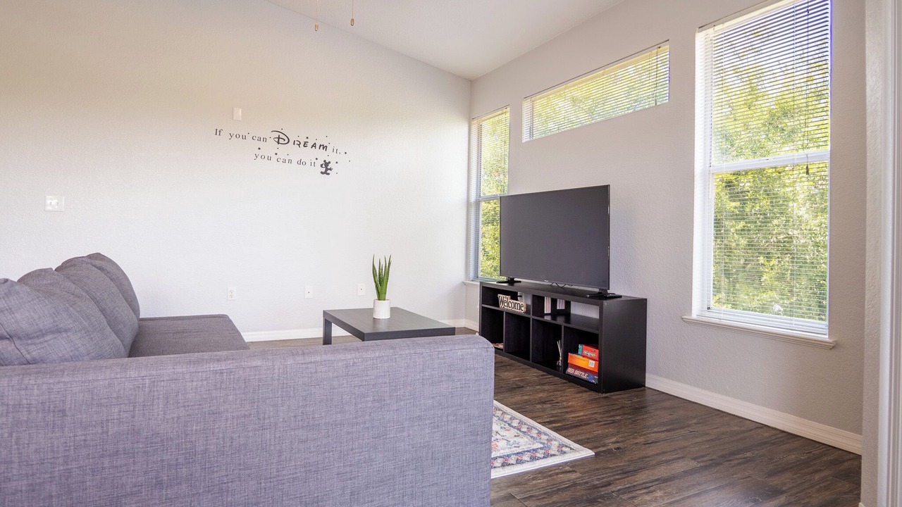 Photo of Livingroom in Lindfields