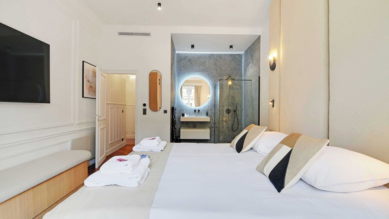 Photo of Bedroom in Palais-Royal