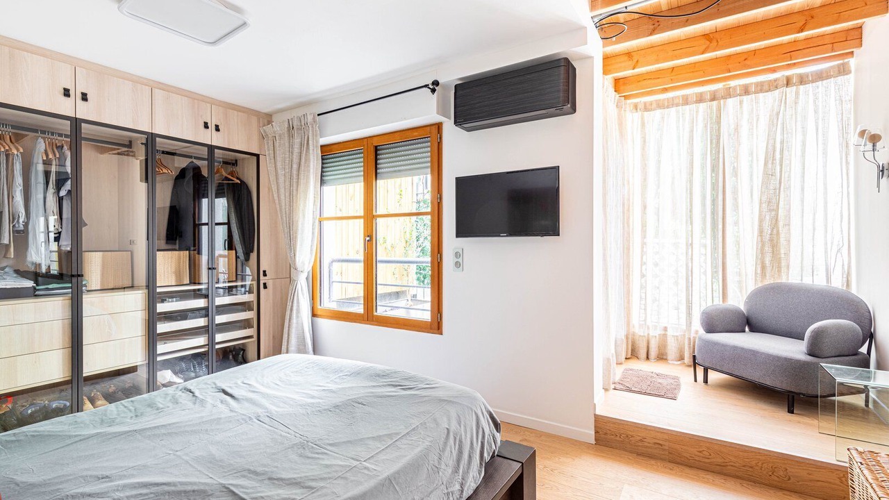 Photo of Bedroom in Grenelle