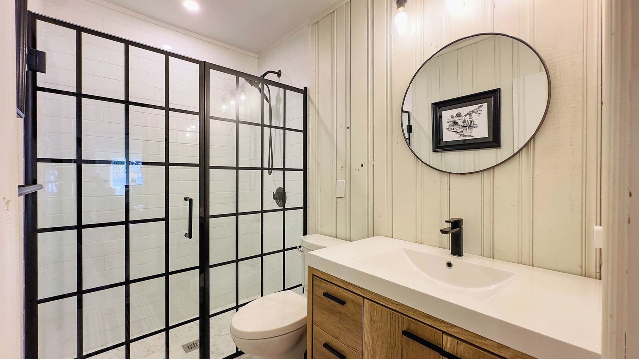 Photo of Bathroom in Huron-Kinloss