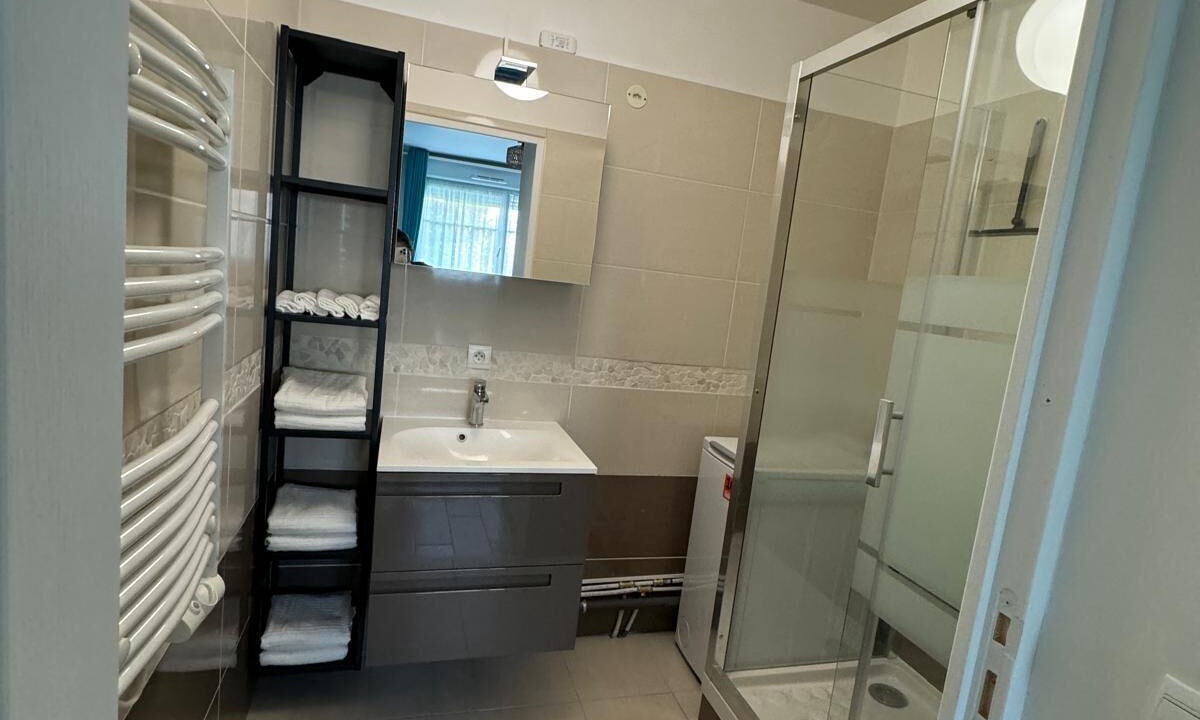 Photo of Bathroom in Montevrain