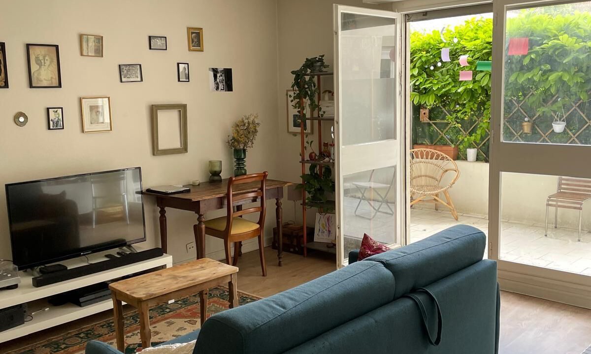 Photo of Livingroom in Combat