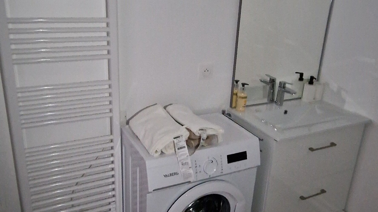 Photo of Bathroom in L'Economie