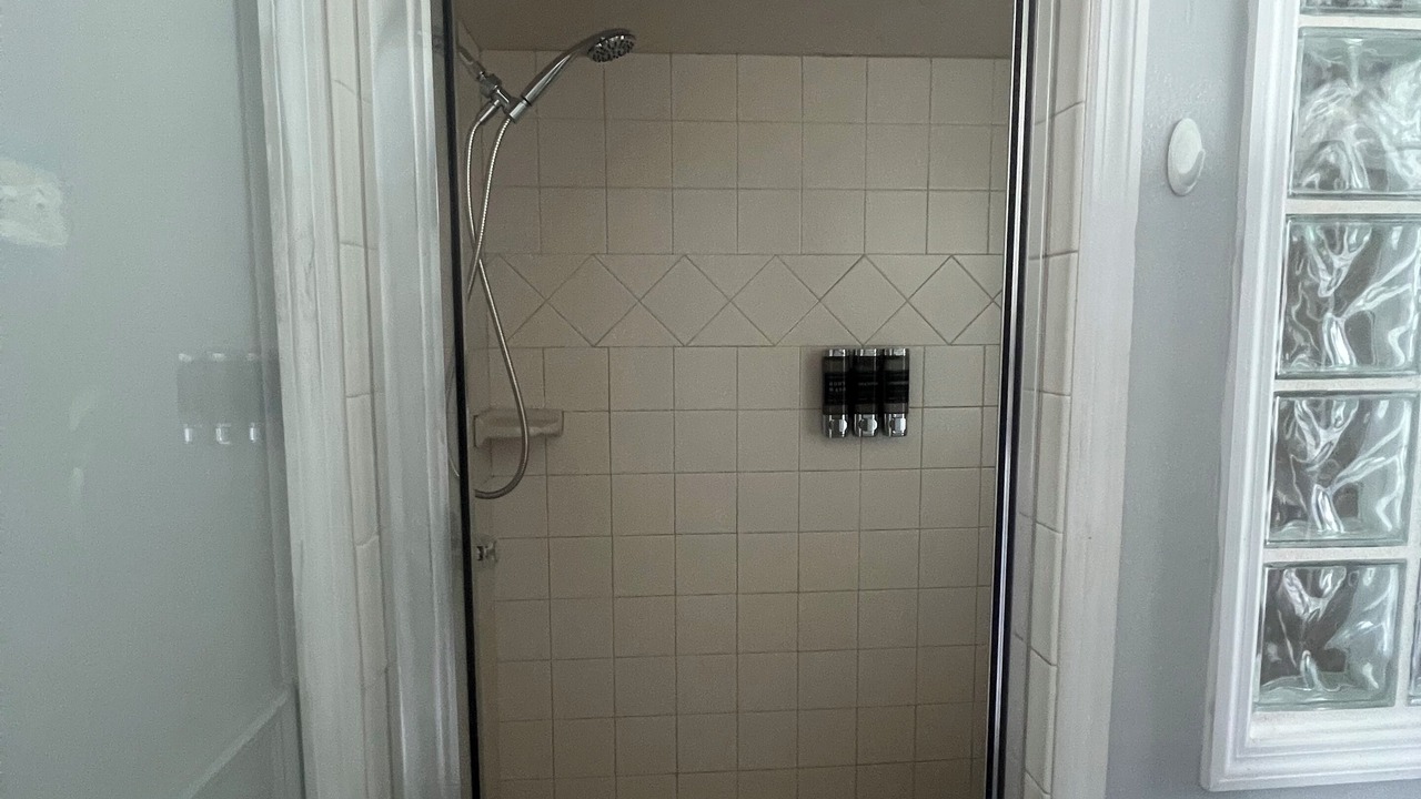 Photo of Bathroom in Lakeland Highlands
