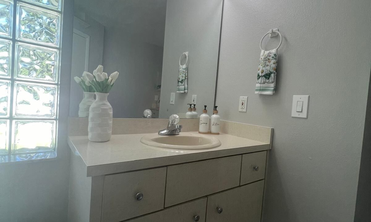 Photo of Bathroom in Lakeland Highlands