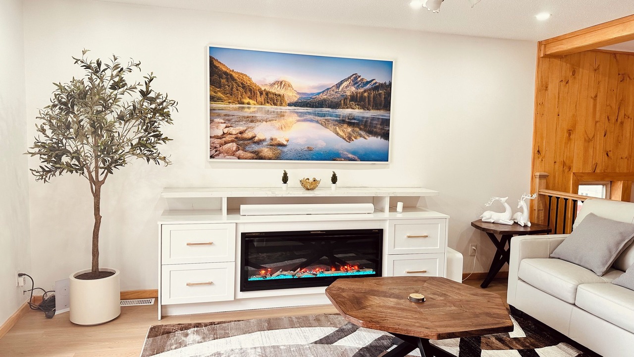 Photo of Livingroom in Utterson