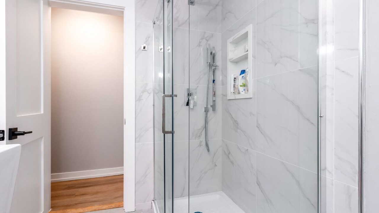 Photo of Bathroom in Gravenhurst